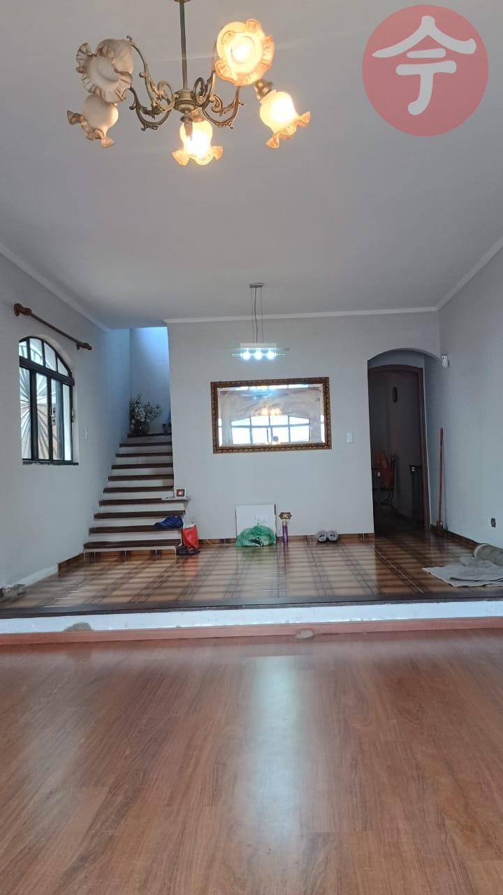 Sobrado a Venda -217m² - no Jardim Pinheiros